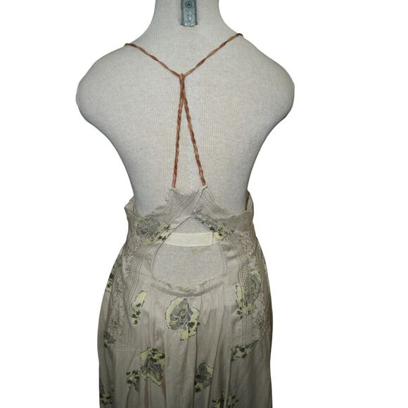Free People Embroidered Boho Mini Dress – Size M – Floral Crochet Trim - Picture 8 of 11
